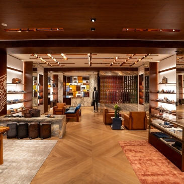 Boutique Berluti, LVMH