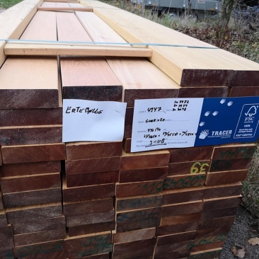Quelques-unes des essences de bois moins connues utilisées pour la construction de le maison. Quelques-unes des essences de bois moins connues utilisées pour la construction de le maison.